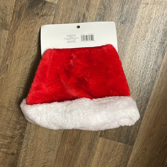 Santa hat - Picture 2 of 2